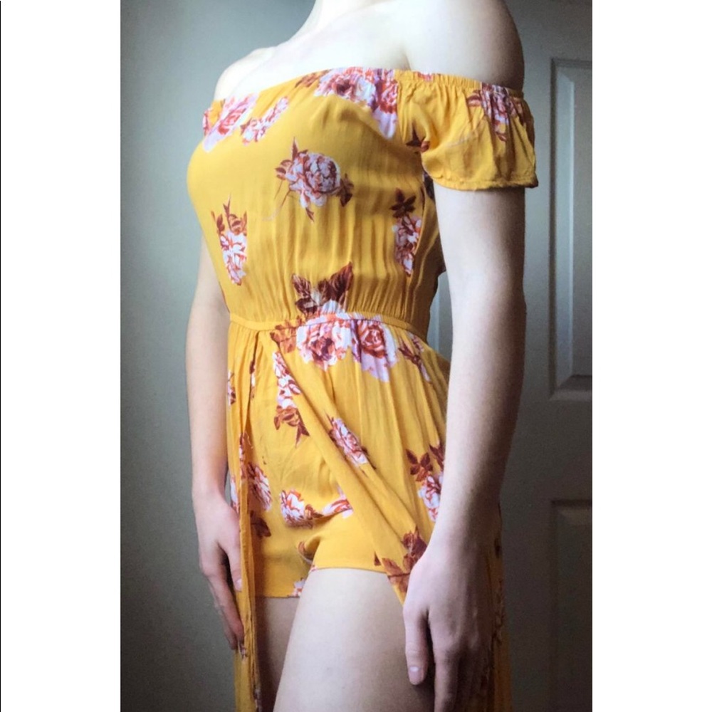 Rue 21 Floral Romper with Train